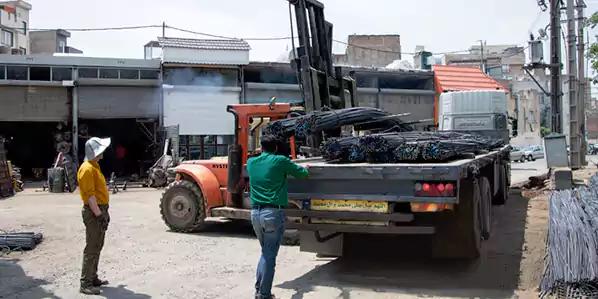 بازار آهن روی انگشتان بازارساز