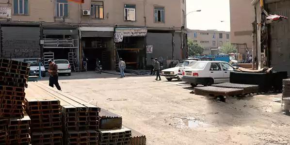 نوسانات بازار آشفته آهن
